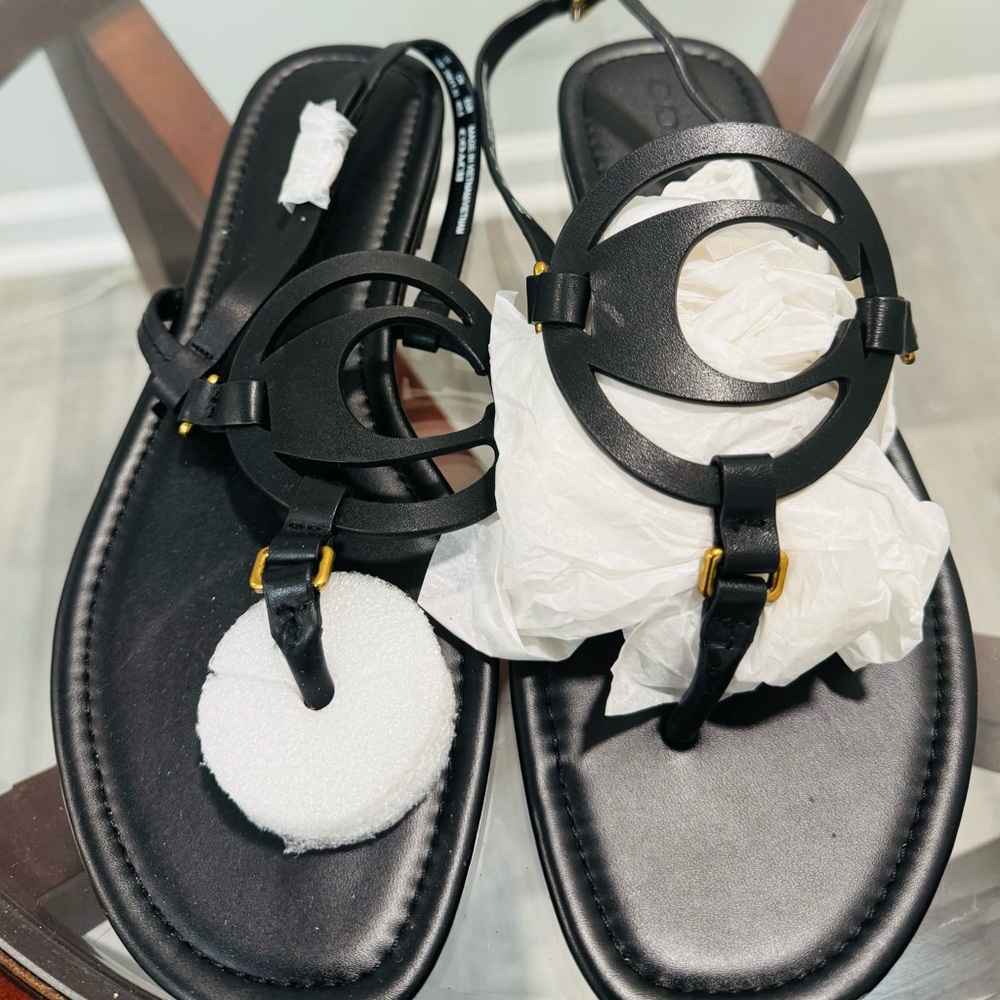 🖤🖤Coach Black T-Strap Sandals with Metallic Accents - Picture 5 of 6